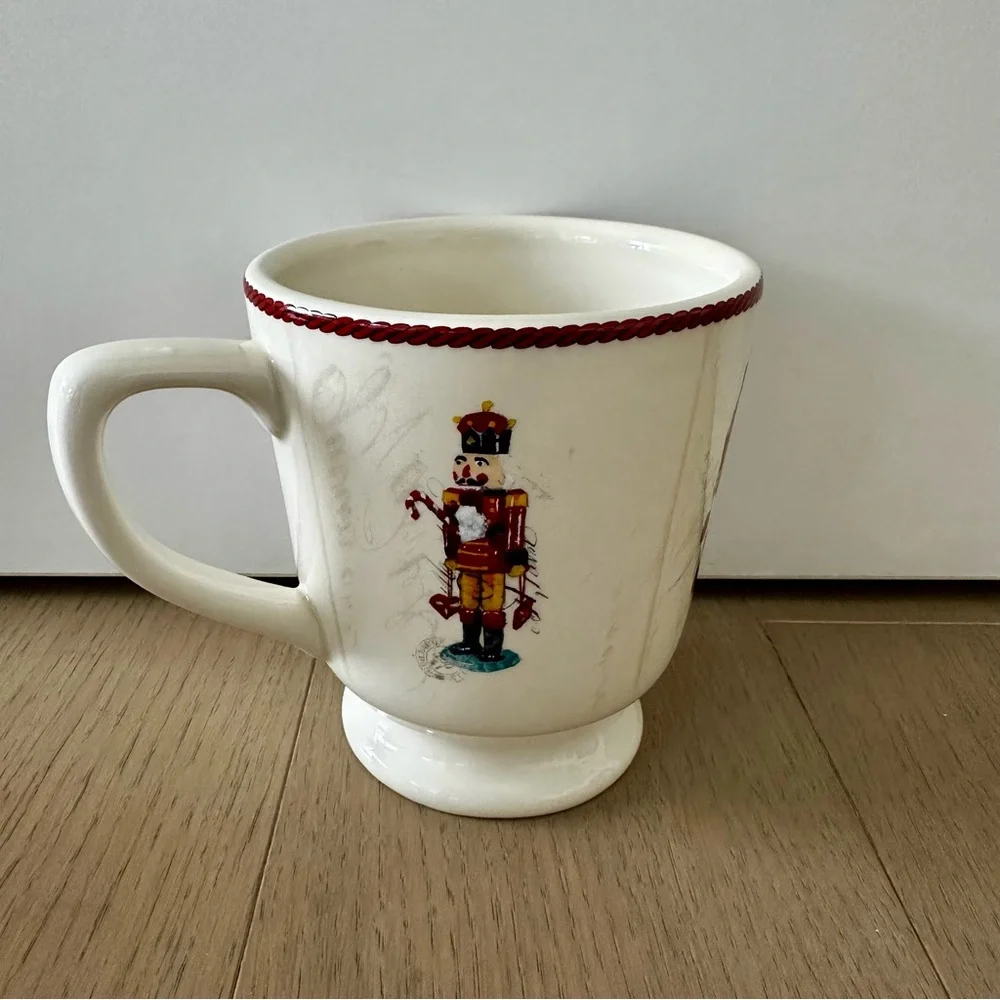 Williams Sonoma Nutcracker Christmas Holiday Festive Set of 6 Mugs - Picture 3 of 9